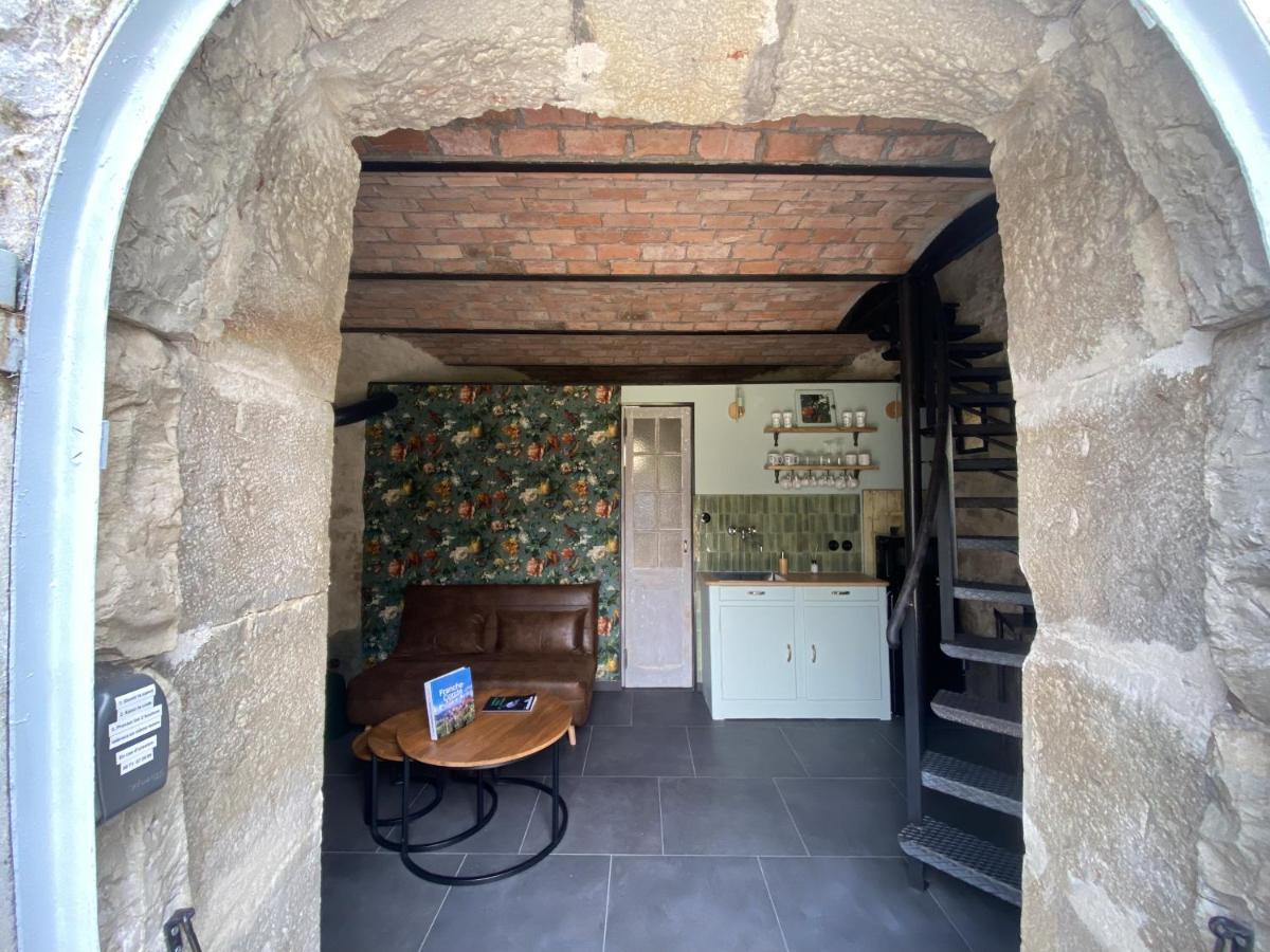 Le Colombier De Malpas Bed & Breakfast Quingey Exterior photo